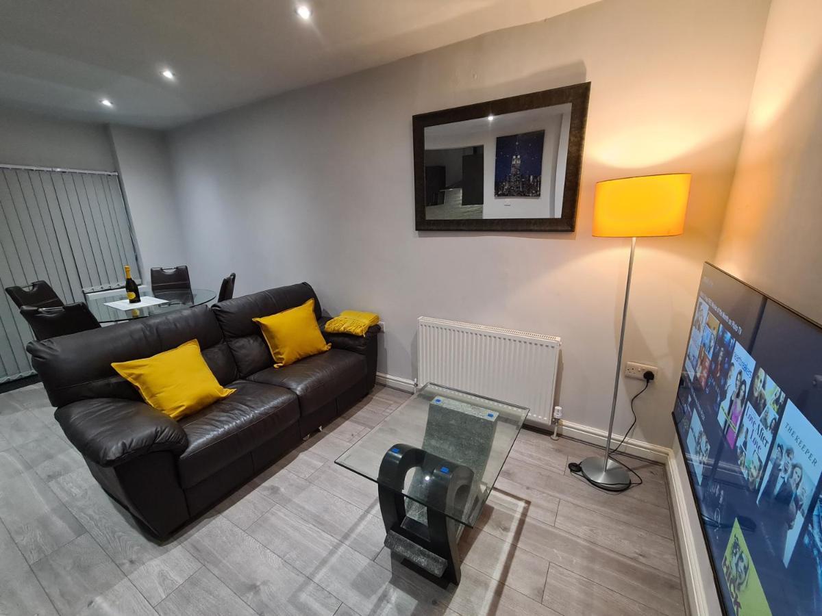 Whole House - 4 Bedrooms - Parking - Sleeps 8 Birmingham Zewnętrze zdjęcie
