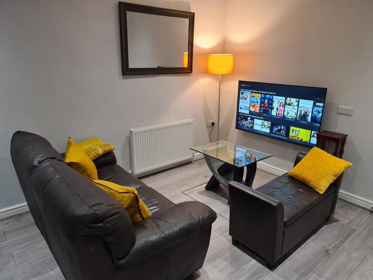 Whole House - 4 Bedrooms - Parking - Sleeps 8 Birmingham Zewnętrze zdjęcie