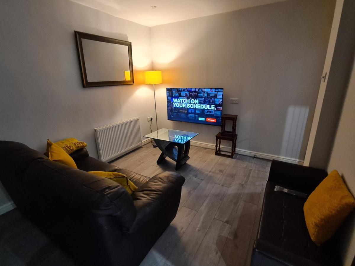 Whole House - 4 Bedrooms - Parking - Sleeps 8 Birmingham Zewnętrze zdjęcie