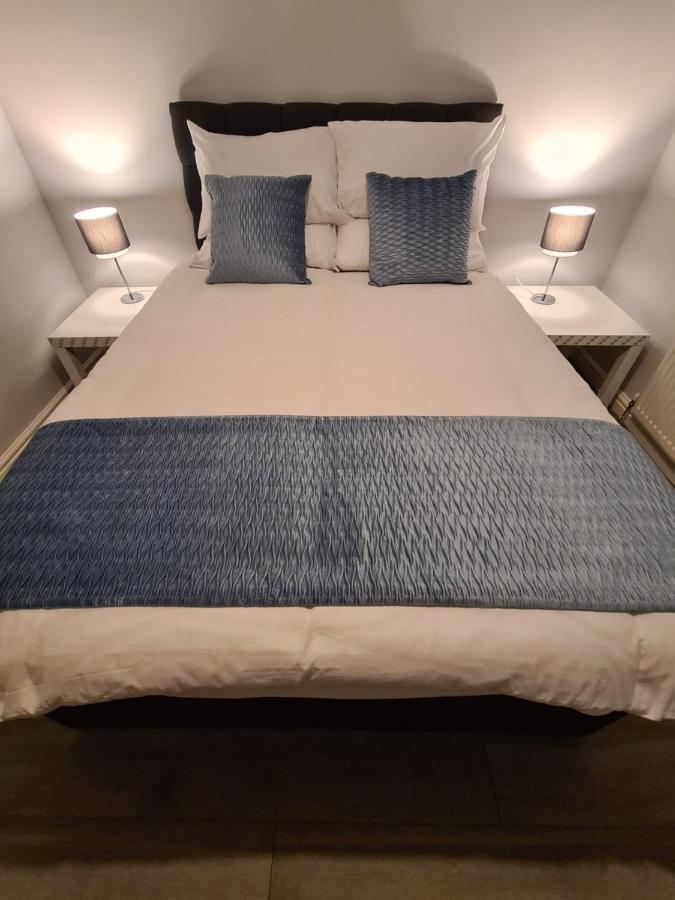 Whole House - 4 Bedrooms - Parking - Sleeps 8 Birmingham Zewnętrze zdjęcie