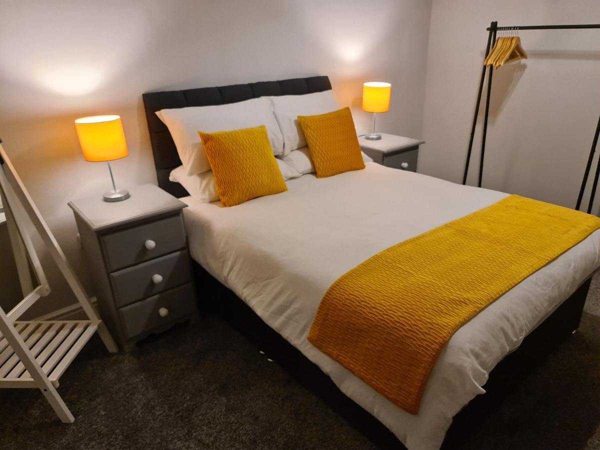 Whole House - 4 Bedrooms - Parking - Sleeps 8 Birmingham Zewnętrze zdjęcie