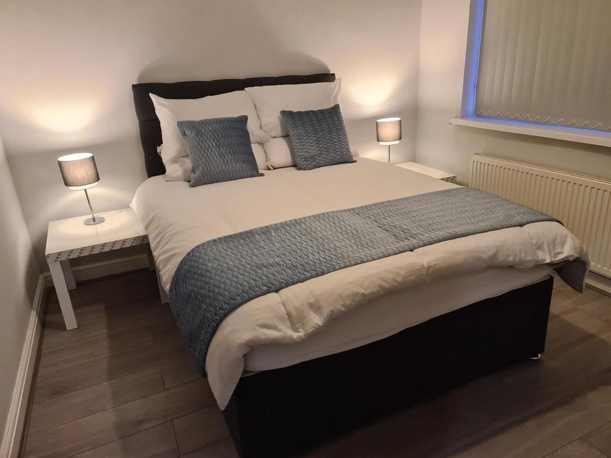 Whole House - 4 Bedrooms - Parking - Sleeps 8 Birmingham Zewnętrze zdjęcie