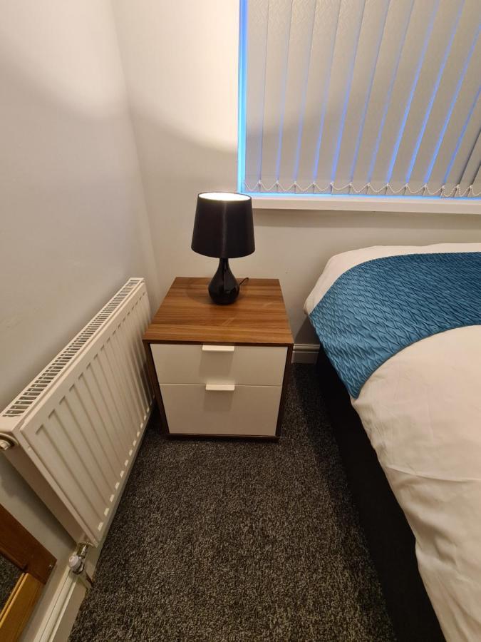 Whole House - 4 Bedrooms - Parking - Sleeps 8 Birmingham Zewnętrze zdjęcie