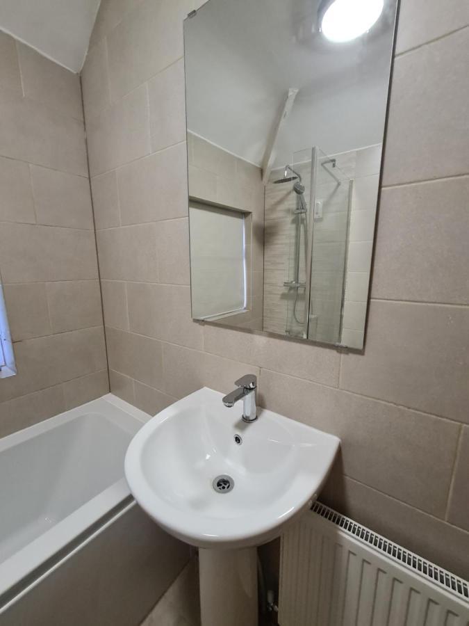 Whole House - 4 Bedrooms - Parking - Sleeps 8 Birmingham Zewnętrze zdjęcie