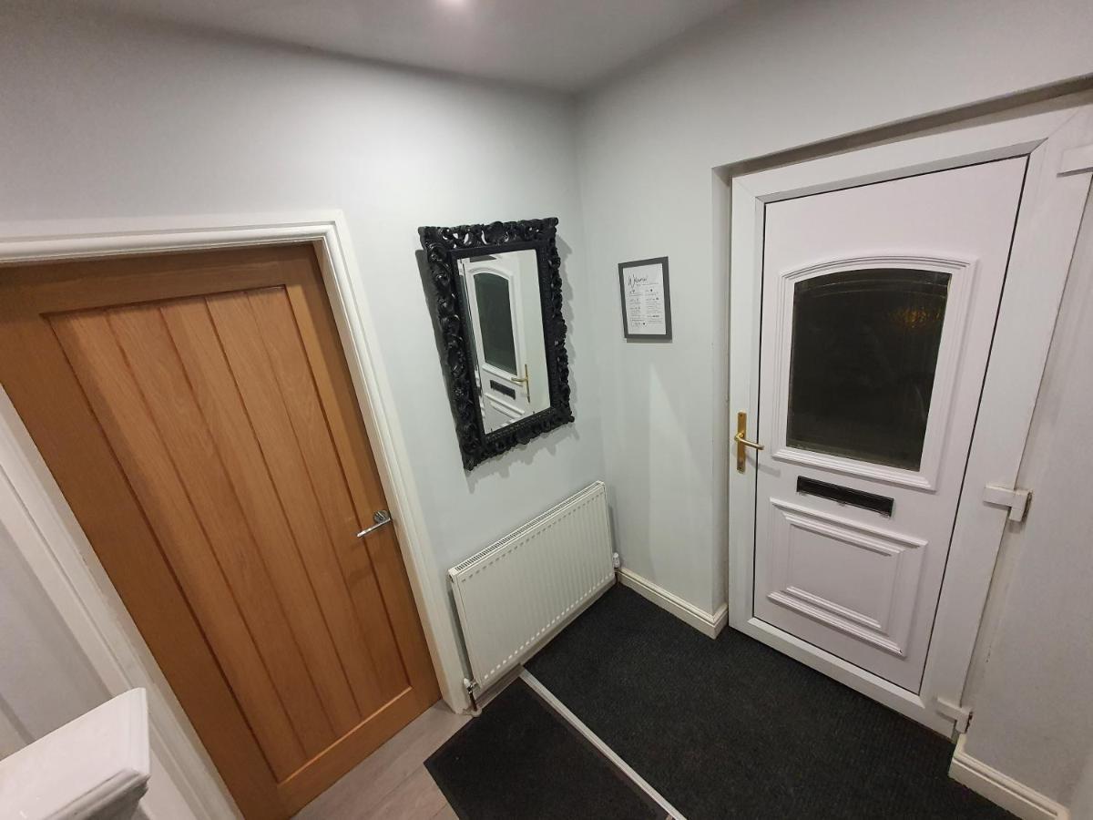 Whole House - 4 Bedrooms - Parking - Sleeps 8 Birmingham Zewnętrze zdjęcie